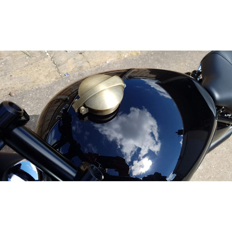 MOTONE MONZA CAP KIT FOR TRIUMPH & HD - BRUSHED BRASS PLATED FINISH