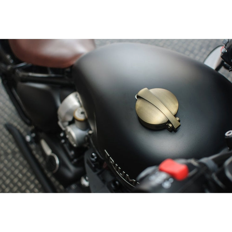 MOTONE MONZA CAP KIT FOR TRIUMPH & HD - BRUSHED BRASS PLATED FINISH